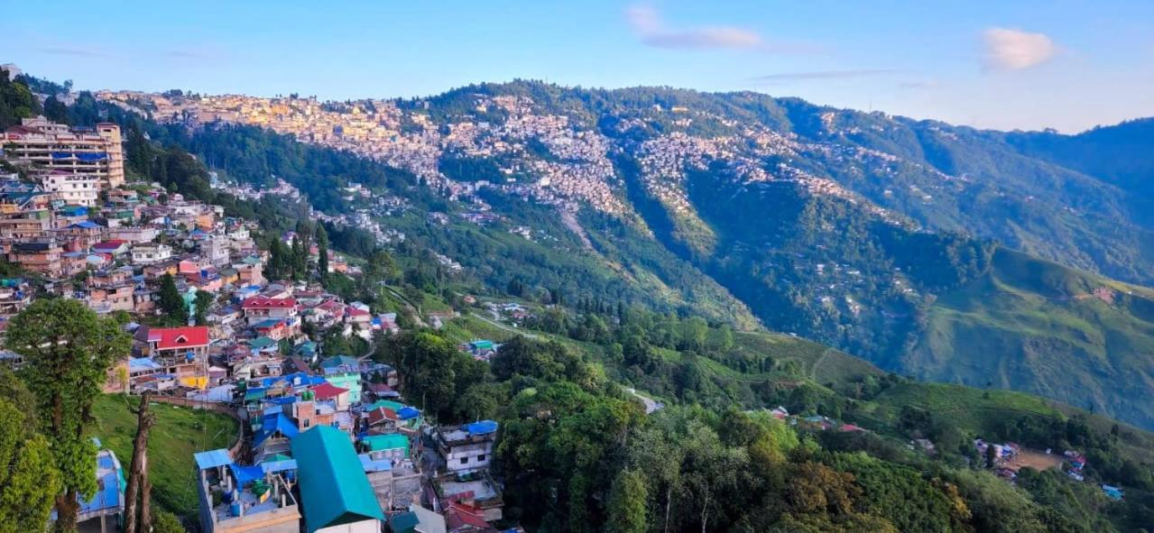 Hotel Red Rose Gangtok Eksteriør bilde
